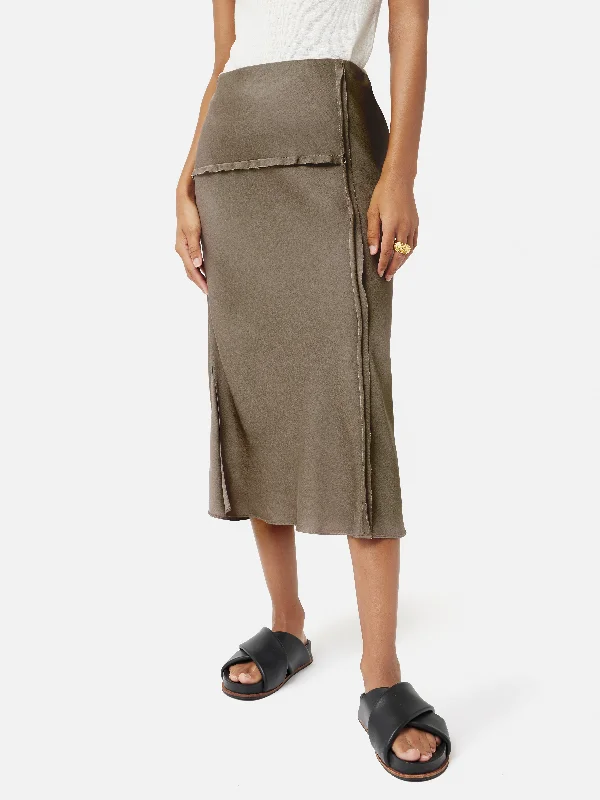 Satin Crepe Raw Edge Skirt | Brown